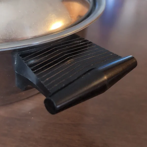 Rena Ware 1.5 Liters Waterless Cooking Sauce Pan - Picture 3 of 8